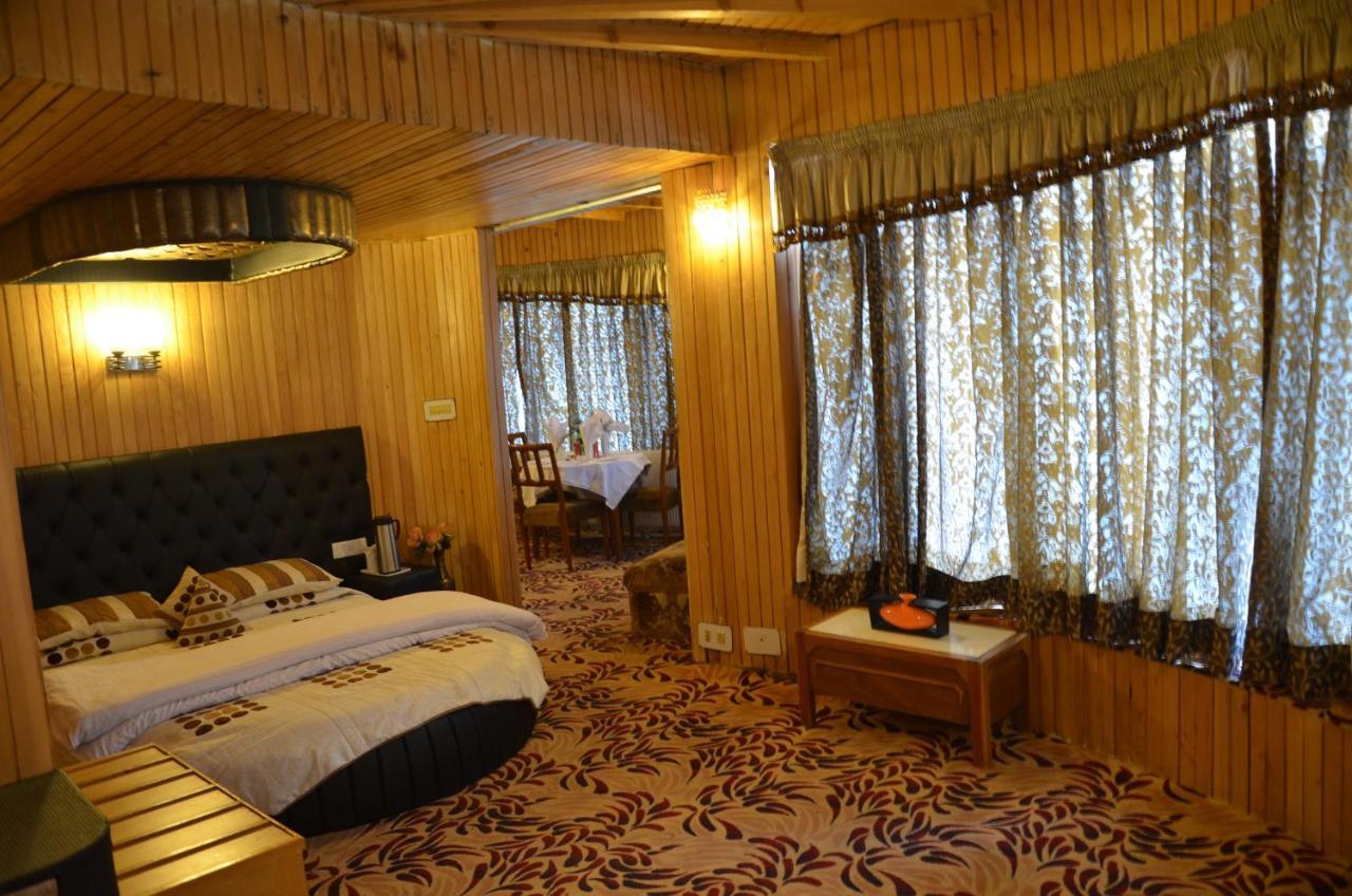 Hotel Hilltop Gulmarg JAMMU AND KASHMIR Exterior photo